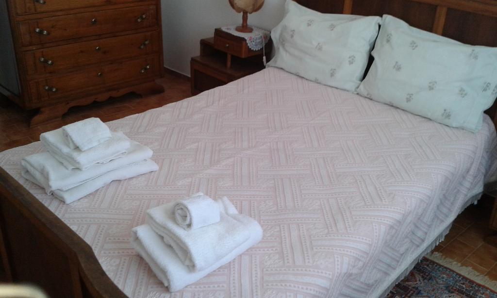 Casa Amarela Guesthouse Lagos Pokój zdjęcie